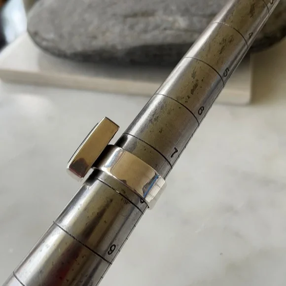 Vintage Christin Wolf Onyx Ring - Picture 5 of 13